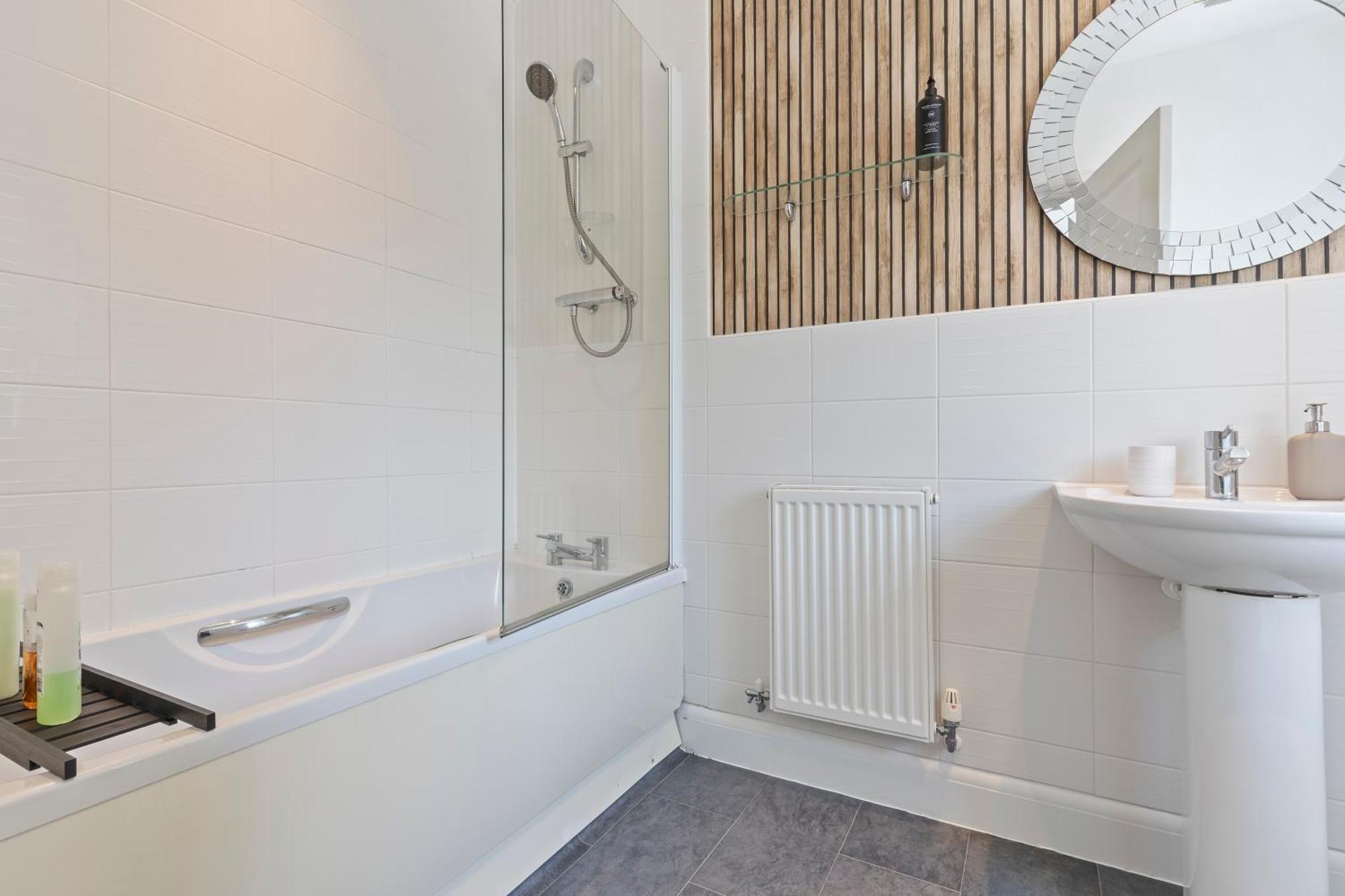 Ava'S Apartment - 1 Bedroom In Solihull Centre - Free Parking - Wi-Fi Eksteriør bilde
